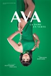 Ava dans Ava, la dame en Verte - L'Ecrin