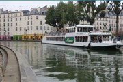 Croisière sur la Seine et le canal Saint Martin | Du Parc de la Villette au Musée d'Orsay Bateau Paris Canal / Embarquement Parc De la Villette Affiche