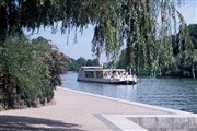 Les Bords de Marne | Au pays des guinguettes Bateau Canauxrama / Embarcadre Port de l'Arsenal Affiche