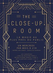 The close-up room Caf Les Cariatides Affiche