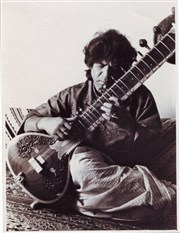 Sitar par Maestro Kishor Gosh Centre Mandapa Affiche