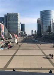 Visite de la Défense | par Cécile Le Nezet Mtro Esplanade de la Dfense Affiche