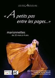 A Petits pas entre les pages Thtre aux Mains Nues Affiche