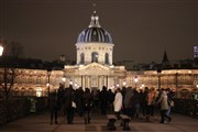 Visite guidée : Le coeur de Paris au fil de la Seine, de la Pyramide à Notre-Dame | par Michel Faul Muse du Louvre Affiche