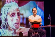 Riton Liebman dans La vedette du quartier Caf de la Gare Affiche