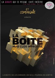 La Boîte La Girafe qui se Peigne Affiche