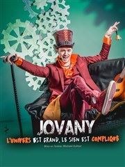 Jovany dans L'univers est grand, le sien est compliqué La Basse Cour Affiche