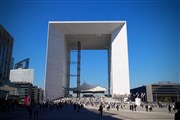 Rallye photos en autonomie : Un meurtre à la Défense | par Balade-toi Espace Grande Arche Paris - La Dfense Affiche