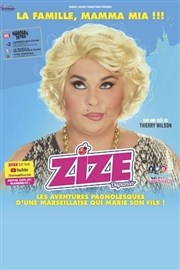 Zize dans La famille Mamma Mia Thtre  l'Ouest de Lyon Affiche