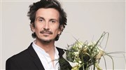 Arnaud Tsamere dans 2 mariages et 1 enterrement Thtre Jean Vilar - Salle polyvalente Affiche