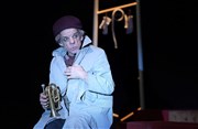 Le sourire au pied de l'échelle | avec Denis Lavant Cirque Electrique - La Dalle des cirques Affiche