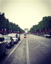 Visite Guidée : Petite balade vespérale aux Champs Elysées | par Gilles Henry Mtro George V Affiche